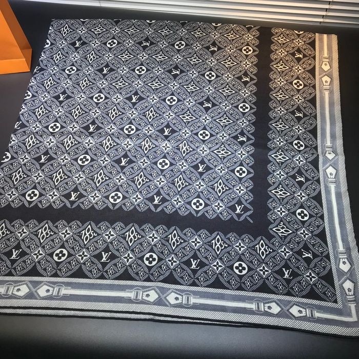 Louis Vuitton Scarf LV00103